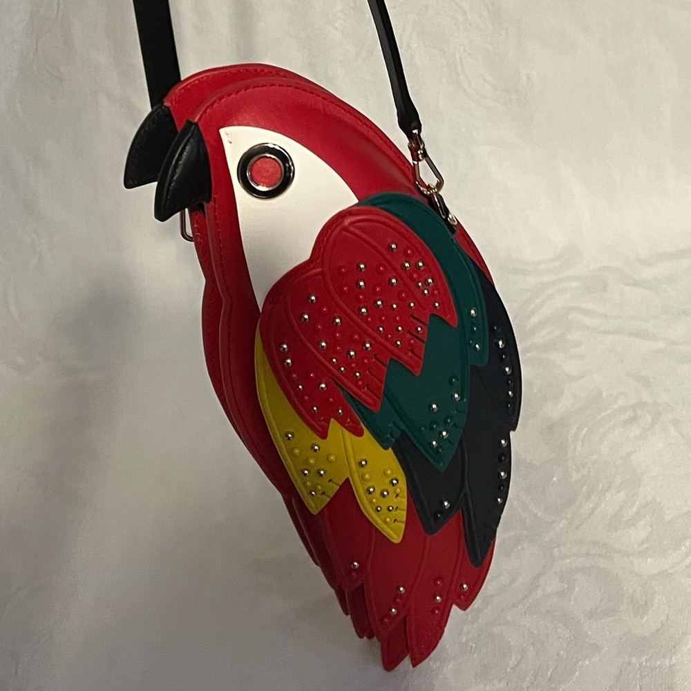Kate Spade ♠️ “Rio” 3D Parrot in smooth Italian leather with silver hardware